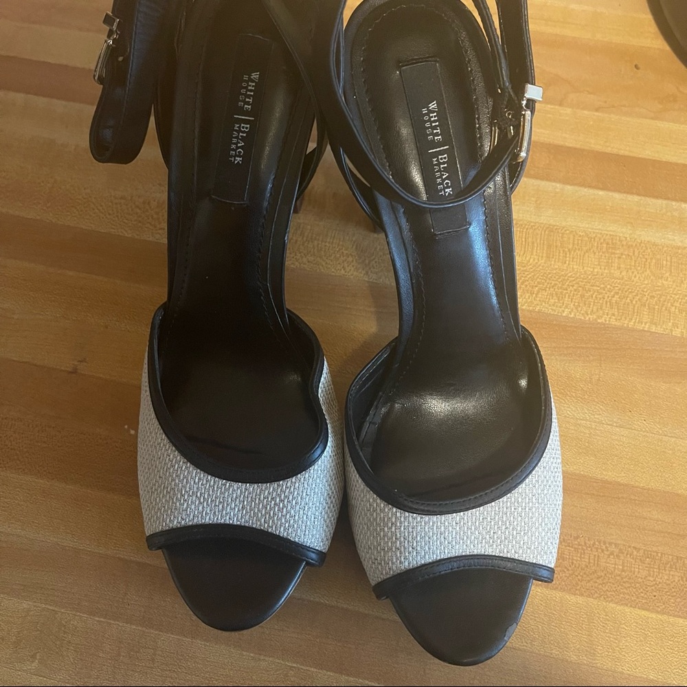 White House Black Market Sandals Size 9.5